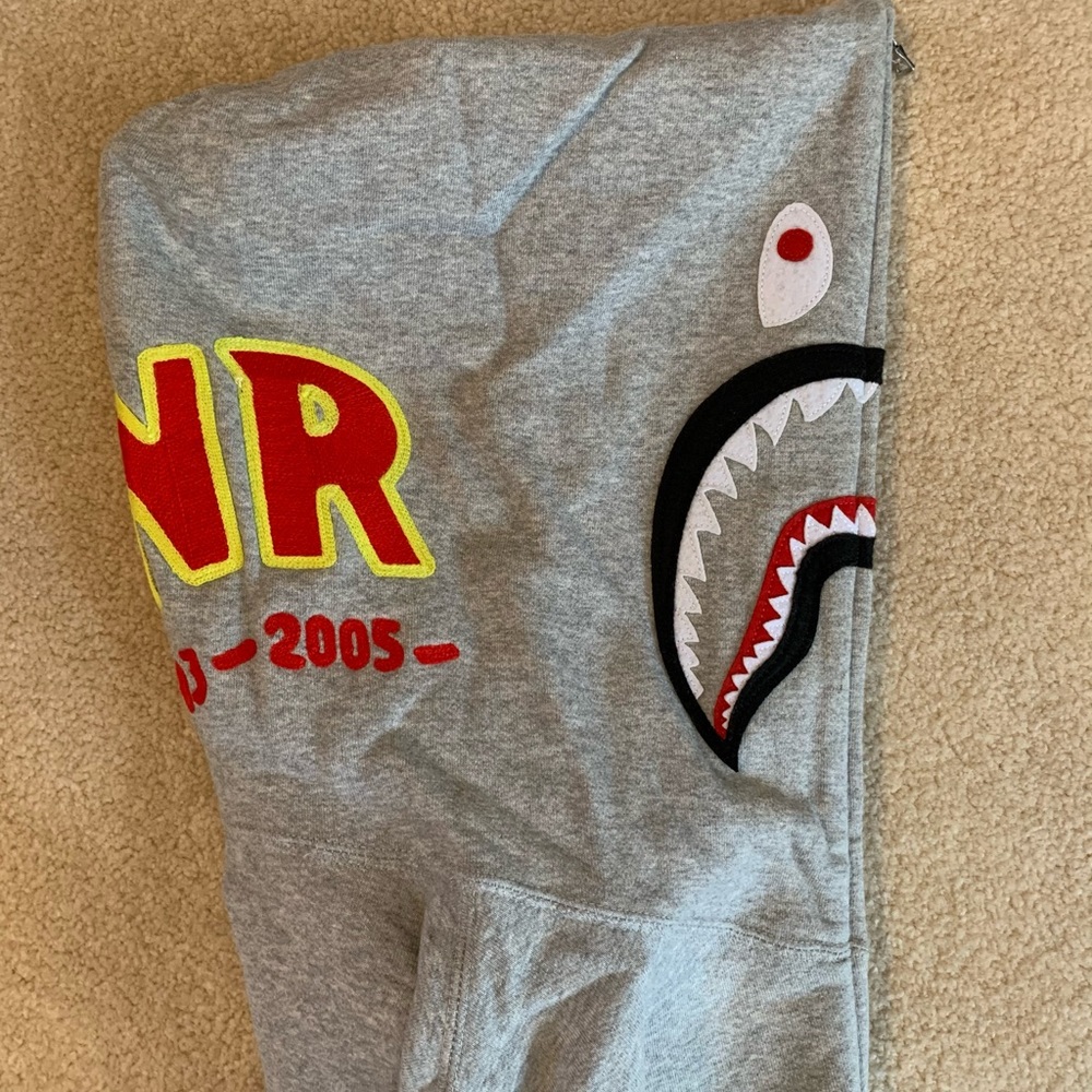 Bape A Bathing Ape PONR Shark Hoodie - Picture 8 of 8